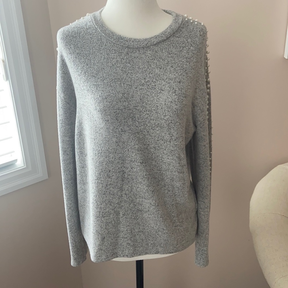 H&M Sweater Top
